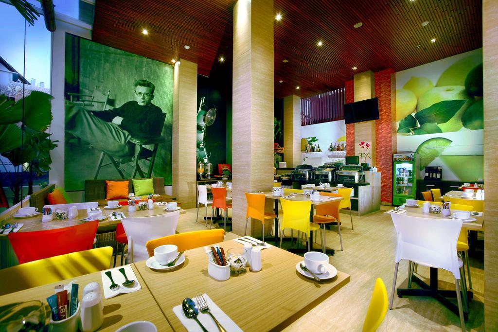 Favehotel Kuta Square Esterno foto
