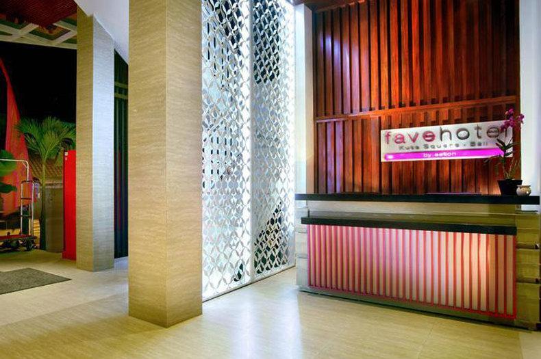 Favehotel Kuta Square Esterno foto