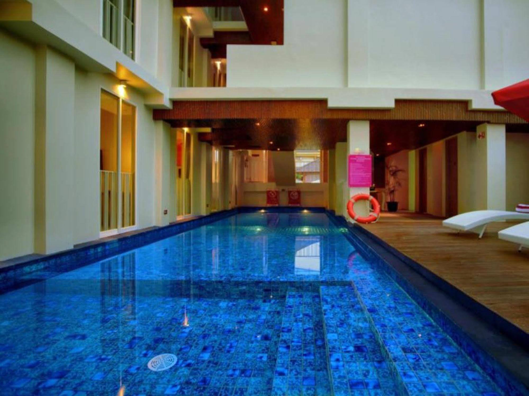 Favehotel Kuta Square Esterno foto