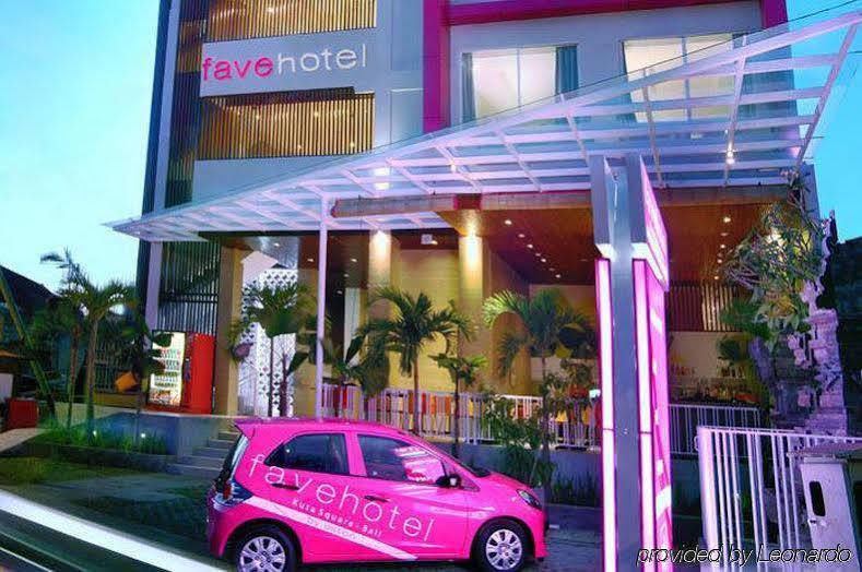 Favehotel Kuta Square Esterno foto